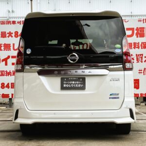 SERENA　セレナ　ハイウェイスター　Vセレクション【特別仕様車】