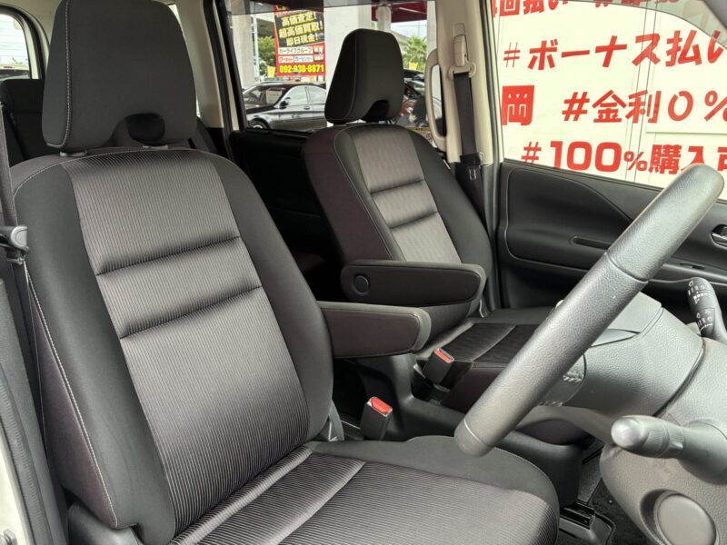 SERENA セレナ ハイウェイスター Vセレクション【特別仕様車】