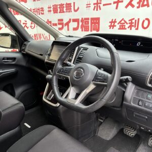 SERENA　セレナ　ハイウェイスター　Vセレクション【特別仕様車】