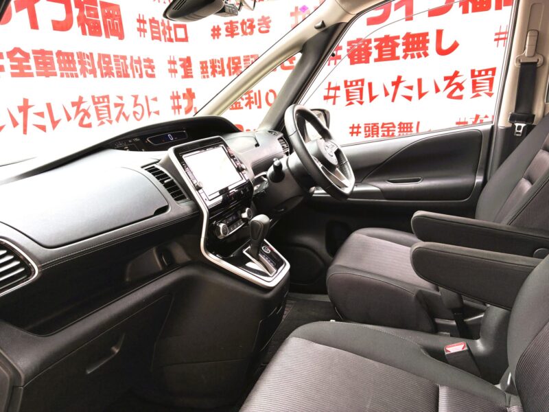 SERENA セレナ ハイウェイスター Vセレクション【特別仕様車】