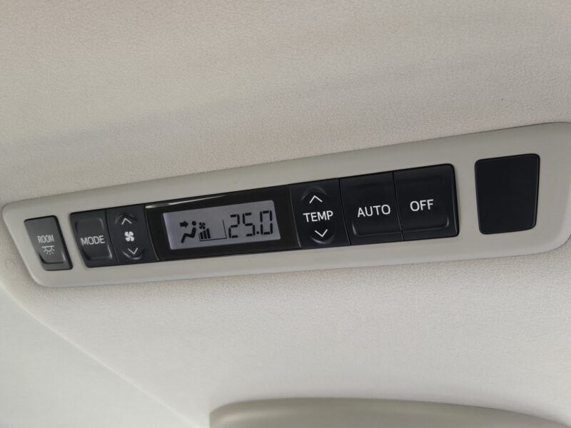 VELLFIRE ヴェルファイア 2.4Z プラチナセレクションⅡ【特別仕様車】【カスタム】【車検2年付】