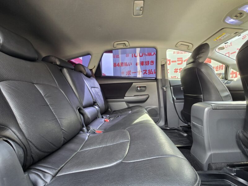 PRIUSα プリウスα Sチューンブラック 【総合評価優良車】【特別仕様車】【カスタム】【車検2年付】