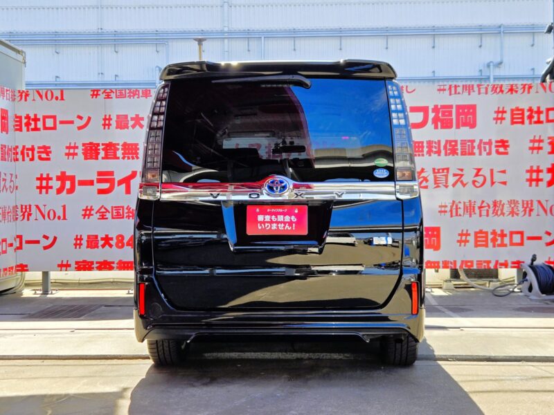 VOXY ヴォクシー ハイブリッドV【総合評価優良車】【カスタム】