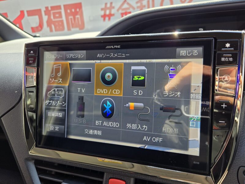 VOXY ヴォクシー ハイブリッドV【総合評価優良車】【カスタム】