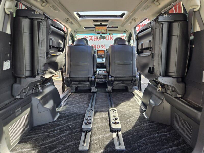 VELLFIRE ヴェルファイア 2.4Z プラチナセレクションⅡ【総合評価優良車】【特別仕様車】【カスタム】【車検2年付】