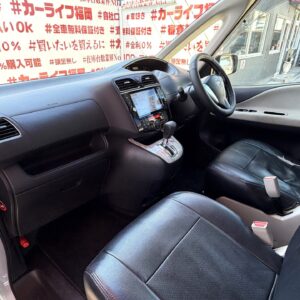 SERENA　セレナ　ハイウェイスターG S-HYBRID＂後期型＂【車検２年付】