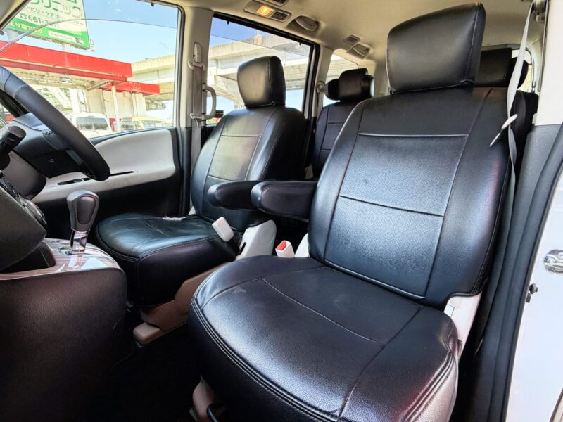 SERENA セレナ ハイウェイスターG S-HYBRID"後期型"【車検2年付】
