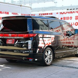 ELGRAND エルグランド　VIP【特別仕様車】