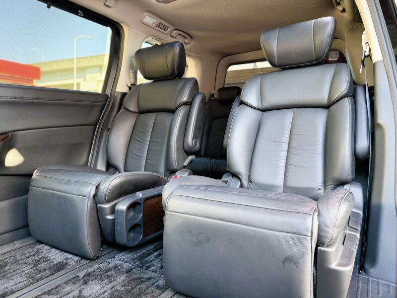 ELGRAND エルグランド VIP【特別仕様車】