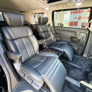 ELGRAND エルグランド　VIP【特別仕様車】