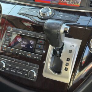 ELGRAND エルグランド　VIP【特別仕様車】