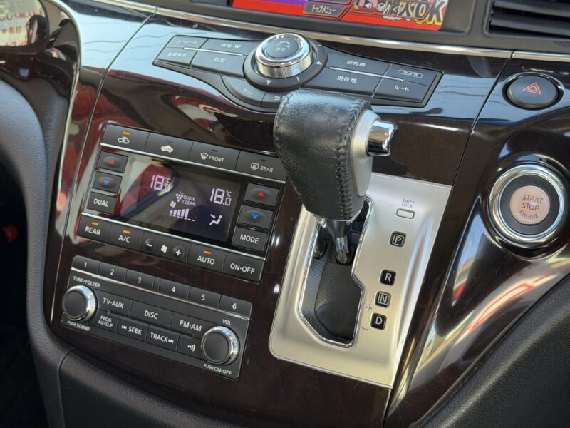 ELGRAND エルグランド VIP【特別仕様車】