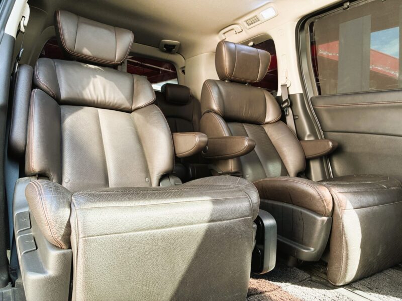 ELGRAND エルグランド ハイウェイスタープレミアム【総合評価優良車】【特別仕様車】【車検2年付】