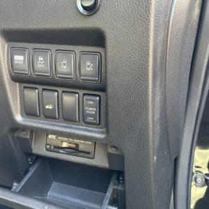 ELGRAND　エルグランド　ハイウェイスタープレミアム【総合評価優良車】【特別仕様車】【車検2年付】