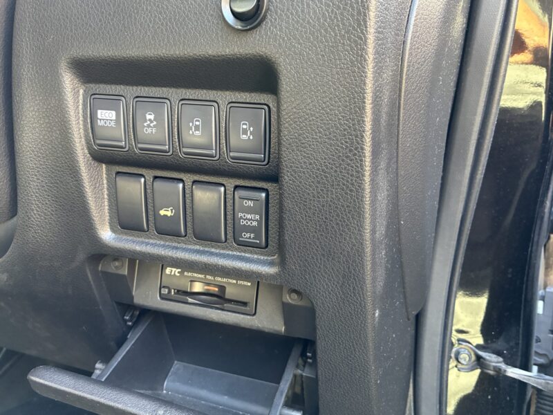 ELGRAND エルグランド ハイウェイスタープレミアム【総合評価優良車】【特別仕様車】【車検2年付】