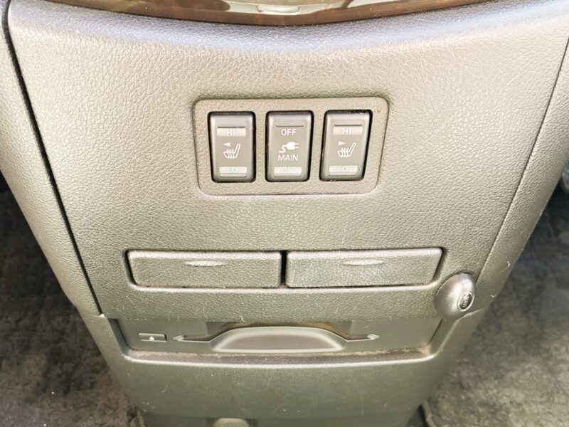 ELGRAND エルグランド ハイウェイスタープレミアム【総合評価優良車】【特別仕様車】【車検2年付】