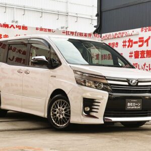 VOXY　ヴォクシー　ハイブリッドＺＳ煌Ⅱ【特別仕様車】【車検2年付】