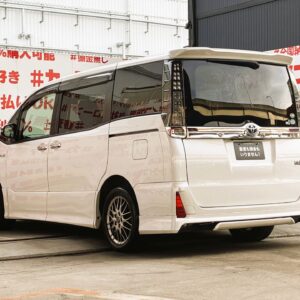 VOXY　ヴォクシー　ハイブリッドＺＳ煌Ⅱ【特別仕様車】【車検2年付】