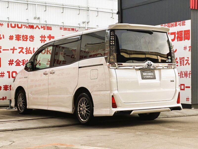 VOXY ヴォクシー ハイブリッドZS煌Ⅱ【特別仕様車】【車検2年付】