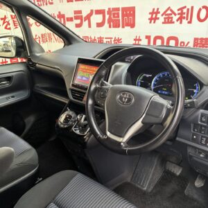 VOXY　ヴォクシー　ハイブリッドＺＳ煌Ⅱ【特別仕様車】【車検2年付】