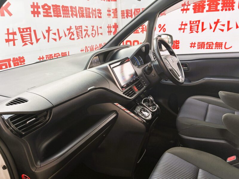 VOXY ヴォクシー ハイブリッドZS煌Ⅱ【特別仕様車】【車検2年付】