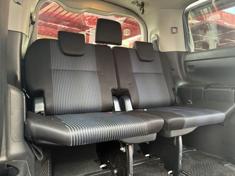 VOXY ヴォクシー ハイブリッドZS煌Ⅱ【特別仕様車】【車検2年付】