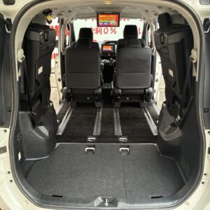 VOXY　ヴォクシー　ハイブリッドＺＳ煌Ⅱ【特別仕様車】【車検2年付】