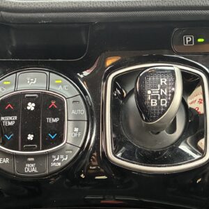 VOXY　ヴォクシー　ハイブリッドＺＳ煌Ⅱ【特別仕様車】【車検2年付】