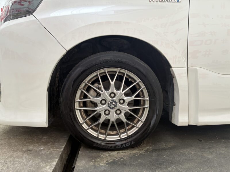 VOXY ヴォクシー ハイブリッドZS煌Ⅱ【特別仕様車】【車検2年付】