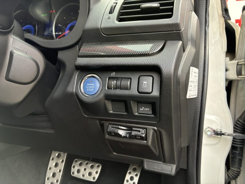 IMPREZA インプレッサXV ハイブリッド 2.0i-L・アイサイト 【総合評価優良車】【4WD】【車検2年付】
