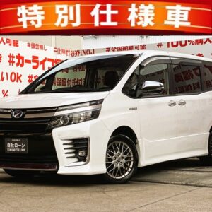 VOXY　ヴォクシー　ハイブリッドＺＳ煌Ⅱ【特別仕様車】【車検2年付】